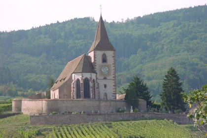 Église de Hunawihr Crédit photo : Office de Tourisme du Pays de Ribeauvillé et Riquewihr